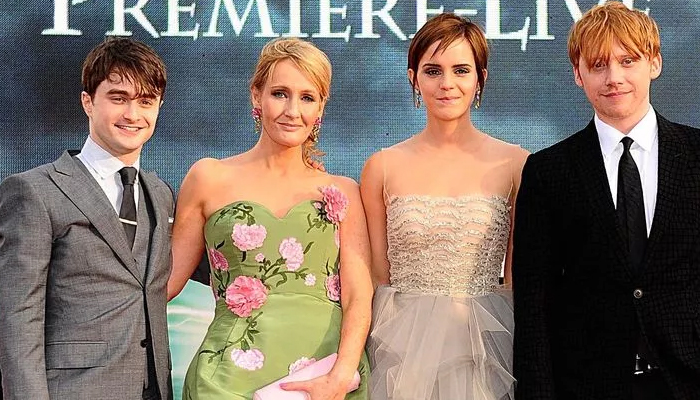 J.K. Rowling struggling to make amends with Harry Potter cast