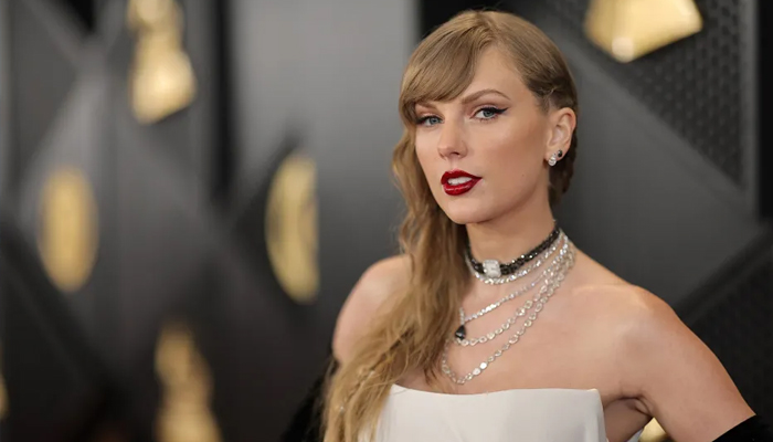 Taylor Swifts ;The Tortured Poets Department tops the charts again