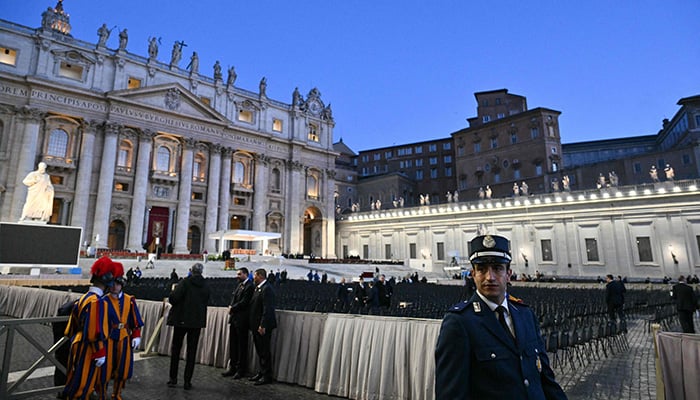 Security personnel stand prior to the publics arrival at St Peter´s Square ahead of late Pope Francis´ funeral in the Vatican on April 26, 2025. — AFP
