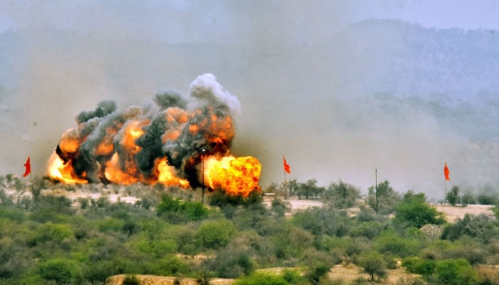 Pakistans armed forces showcase their combat readiness during Exercise Hammer Strike on May 1, 2025. — ISPR