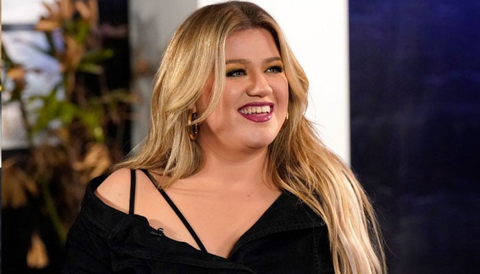 Kelly Clarkson drops a brand new song ‘Where Have You Been’