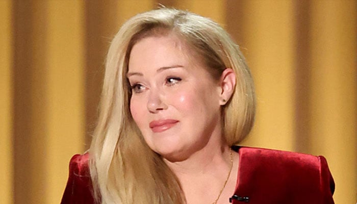 Christina Applegate reflects on struggles with multiple sclerosis