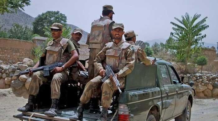 At least seven troops martyred in IED blast in Balochistan's Mach