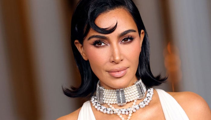 Kim Kardashian appears in court with eye-catching jewelry