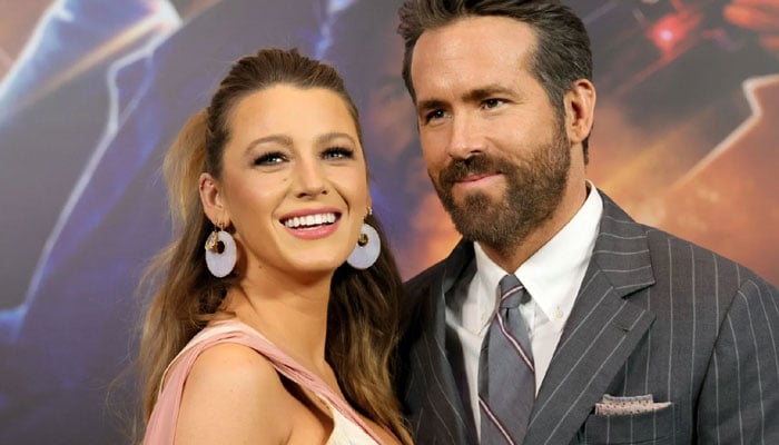 Ryan Reynolds, Blake Lively hang out with major actress