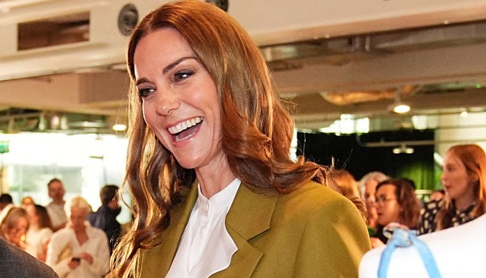 Kate Middleton at British Fashion Council for the Queen Elizabeth II Award for British Design, at the British Fashion Council/ Aaron Chown/Pool via REUTERS