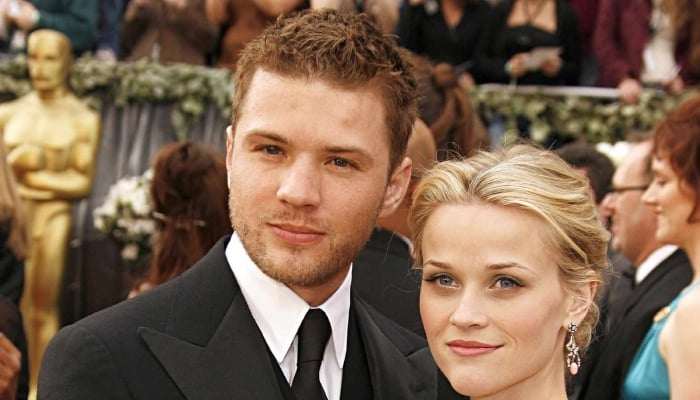 Photo: Reese Witherspoon says no to ex Ryan Phillipe new demands
