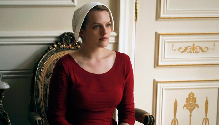 Elisabeth Moss gets honest about The Handmaids Tale experience