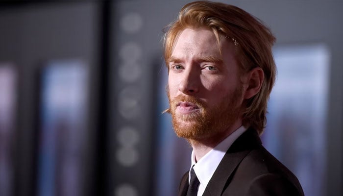 Domhnall Gleeson dishes on his dad’s fame and nepotism