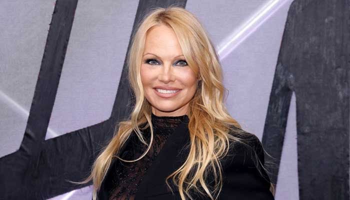 Pamela Anderson stuns with bold new throwback look after years of going makeup free