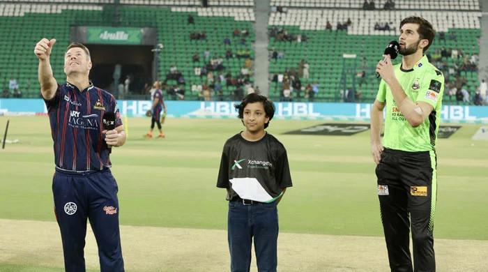 Karachi Kings elect to bat against Lahore Qalandars in elimination match  www.geo.tv