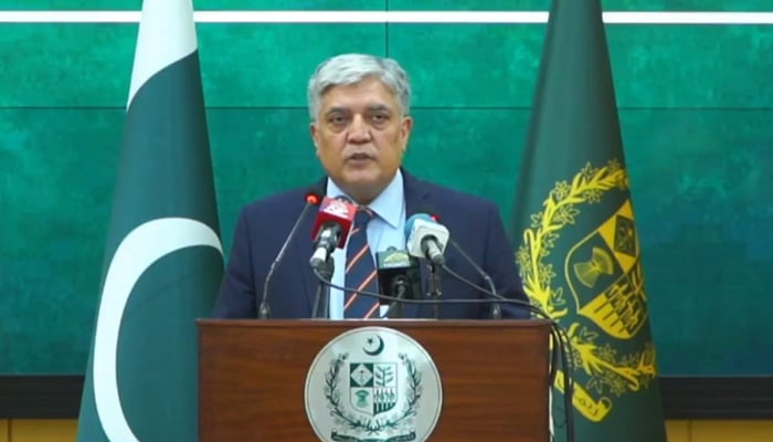 Foreign Office spokesperson Shafqat Ali Khan address a press briefing in Islamabad, on May 16, 2025. — Facebook/File