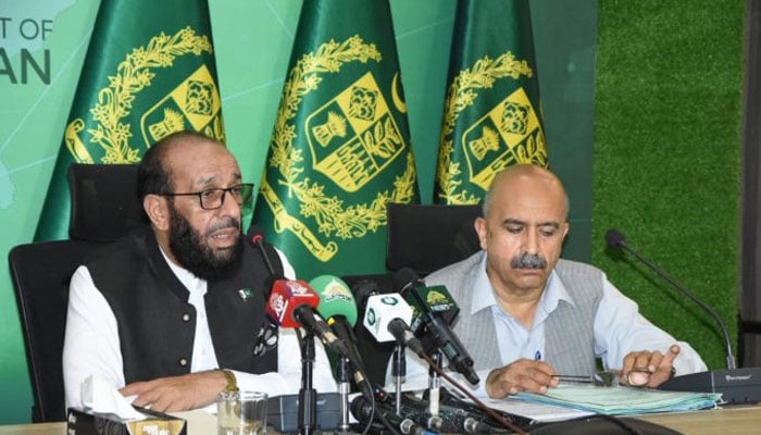 Federal Minister for Religious Affairs Sardar Muhammad Yousaf (left) addresses press conference at state-news TV headquarter, Islamabad, May 23, 2025. — PID