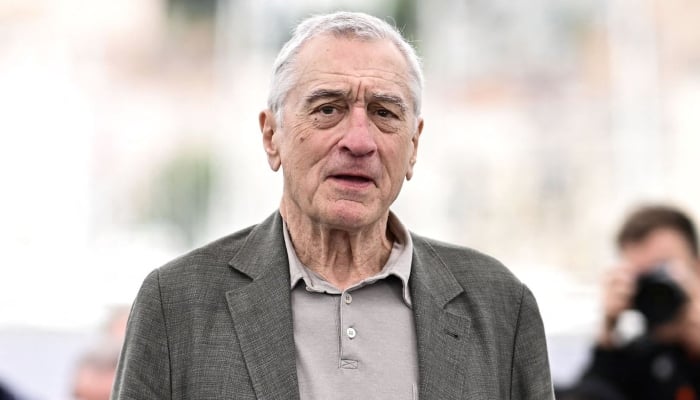 Photo: Robert De Niro taking precautions after series of threats: Report