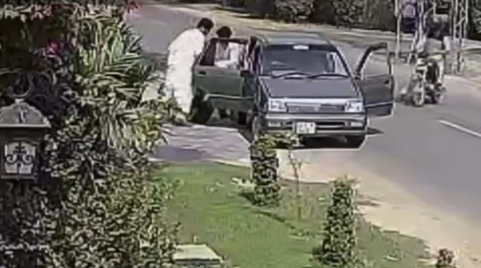 Woman abducted in broad daylight from Lahore's DHA