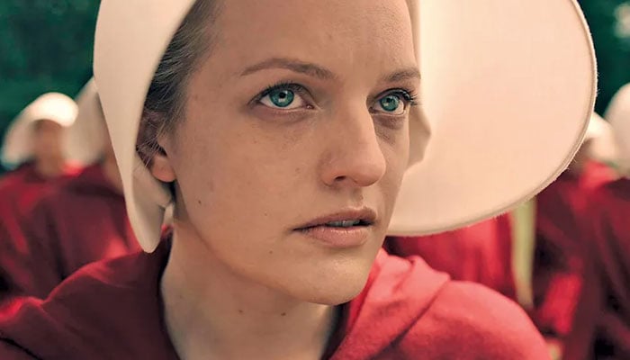 Elisabeth Moss reflects on The Handmaid’s Tale finale