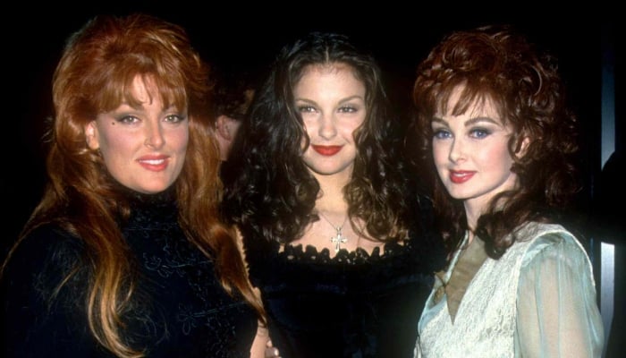 Photo: Naomi Judds daughters Wynonna, Ashley talk about compassion post mothers death