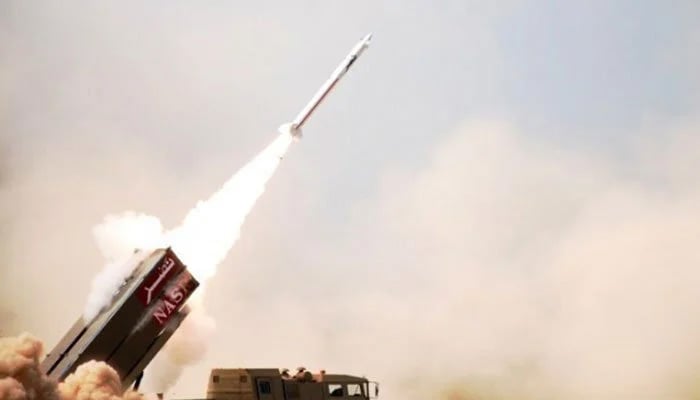 In this handout photograph released by the ISPR on February 10, 2013, a Pakistani Short Range Surface to Surface Missile Hatf IX (NASR) is launched from a multi-tube launcher in an undisclosed location. Photo: AFP/File