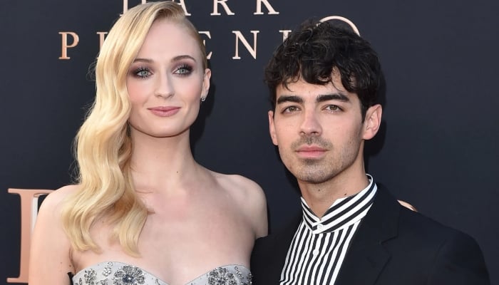 Photo: Joe Jonas gives ex wife Sophie Turner new title: Incredible