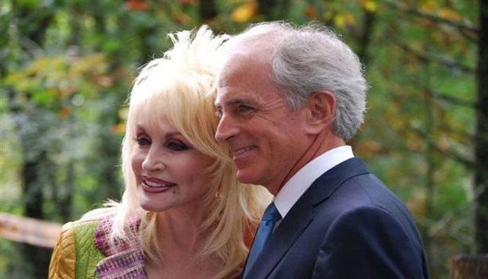 Dolly Parton reveals husbands medical condition before death