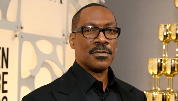Photo: Eddie Murphy reveals why comedians should avoid fake laugh