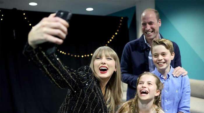 Prince William and children with Taylor Swift