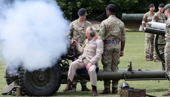 King Charles dons military uniform after Prince Williams stylish appearance in helicopter