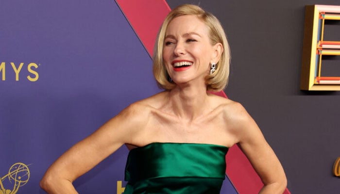 Naomi Watts pokes fun at kids towering over her in rare snap