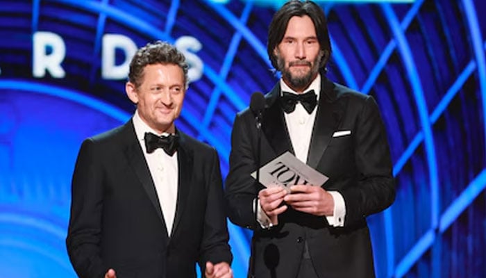 Jonathan Groff shocks Keanu Reeves during Tony Awards performance