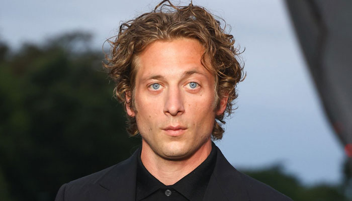 Jeremy Allen Whites glimpse emerges from Louis Vuitton campaign