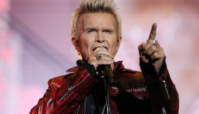 Billy Idol recalls heroin overdose in 1984