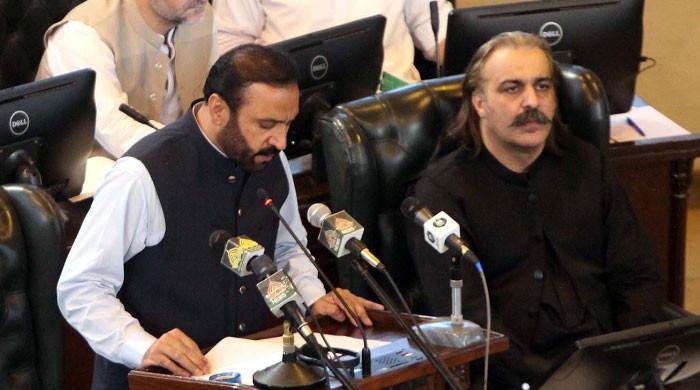 KP unveils Rs2,119bn budget for FY26