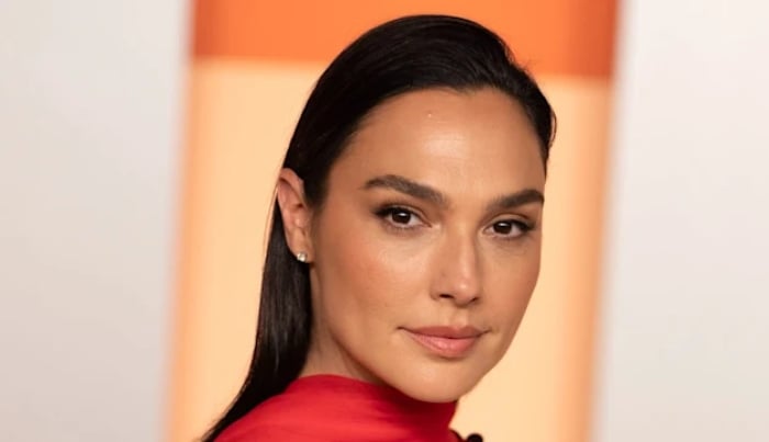 Photo: Gal Gadot alarmed after Rachel Zeglers Snow White flop: Source