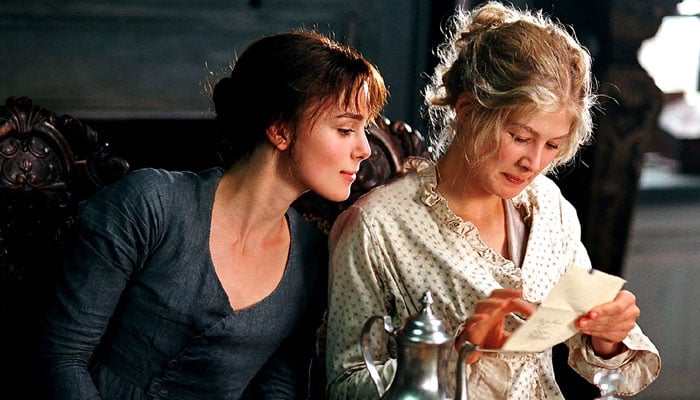 Kiera Knightley, Rosamund Pike recall Pride & Prejudice