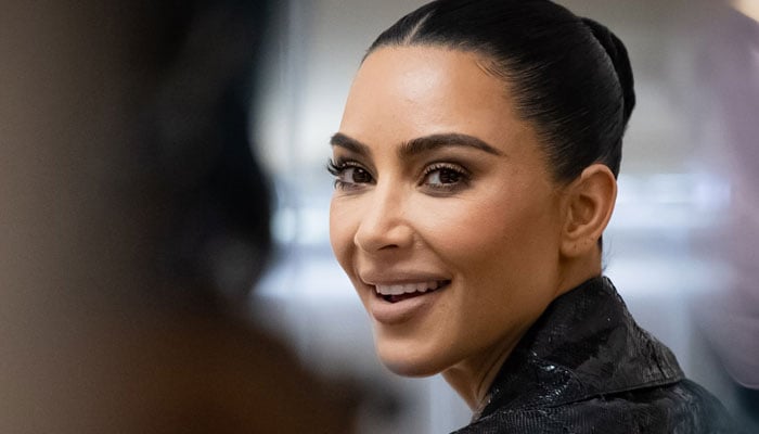 Kim Kardashian gets cozy with Fantastic Four actress
