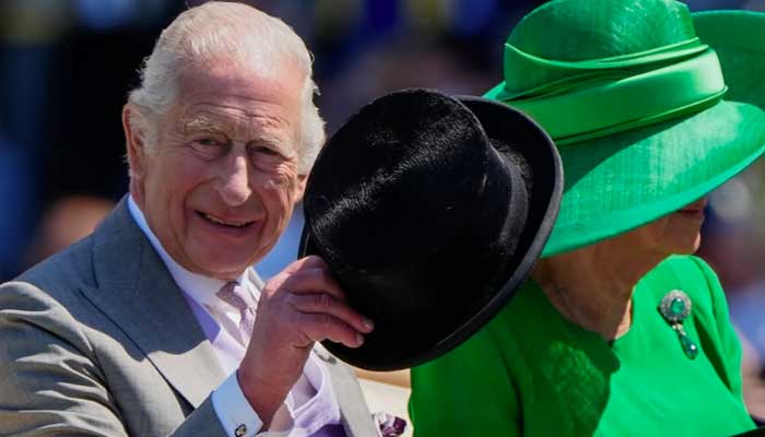 King Charles leads procession as senior royals absent from carriages