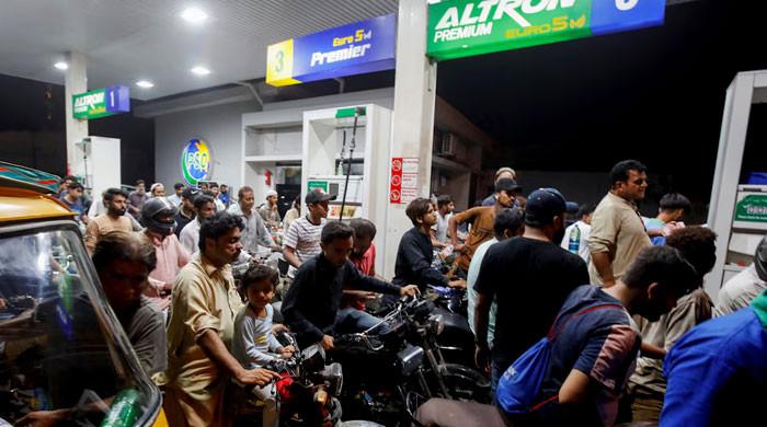 Pakistan orders emergency fuel imports amid Iran-Israel war