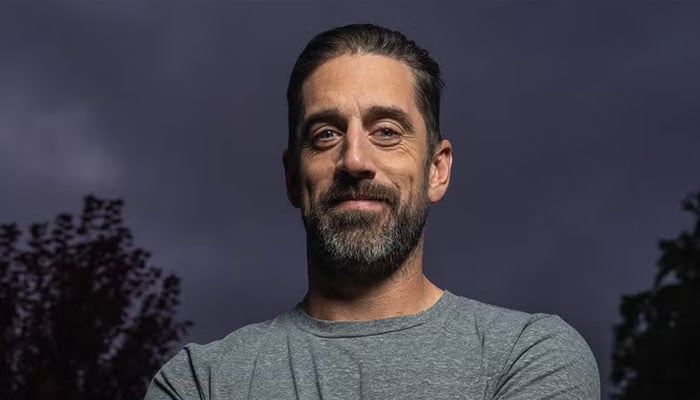 Aaron Rodgers fires back at speculations over his private life