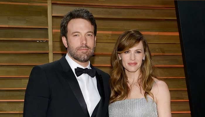 Photo: Ben Affleck cannot stand Jennifer Garner moving on with John Miller: Source