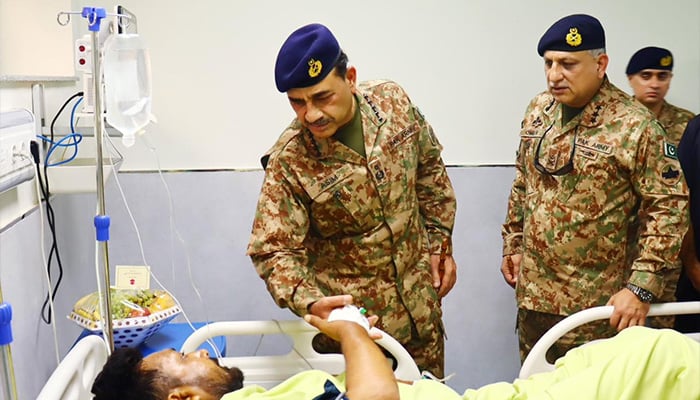 Chief of Army Staff Field Marshal Syed Asim Munir visits CMH Bannu to inquire after injured soldiers. — ISPR