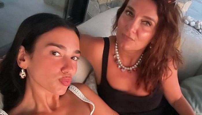 Dua Lipa celebrates mother Anesas birthday