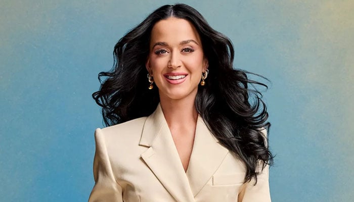 Katy Perry jets out of Sydney with daughter amid breakup