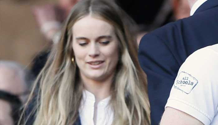 Prince Harrys ex shares adorable photos of newborn daughter