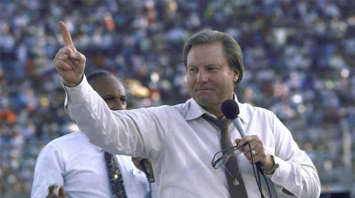 Jimmy Swaggart: Jerry Lee Lewis, Mickey Gilley's cousin dies at 90