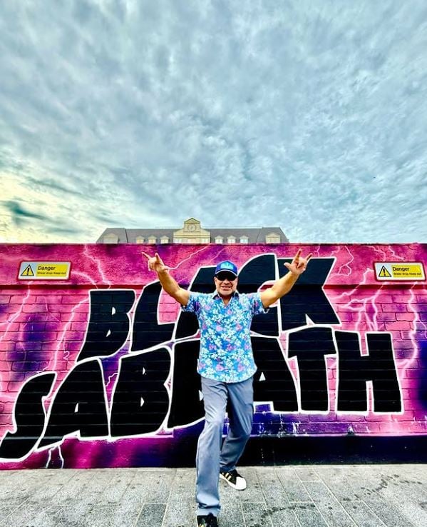 Metallica hypes up ‘Back to the Beginning gig with Black Sabbath