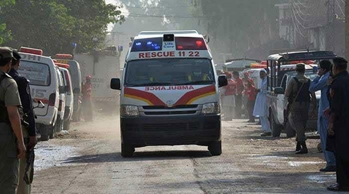 Bus-trailer collision leaves six dead in Muzaffargarh