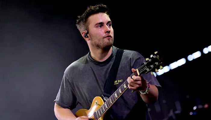 Sam Fender announces break from gigs amid health struggle