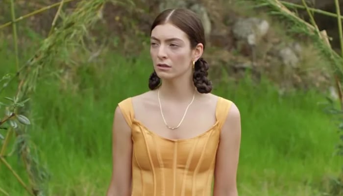 Lorde marks major music milestone with album ‘Virgin’
