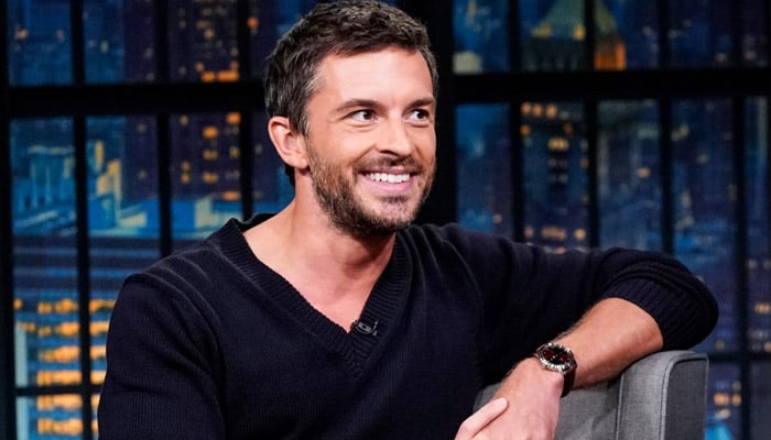 Jonathan Bailey gives rare update about his dating status