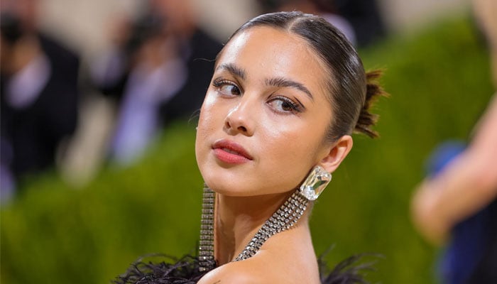 Olivia Rodrigo pays for therapy of her band and crew, both on and off tour